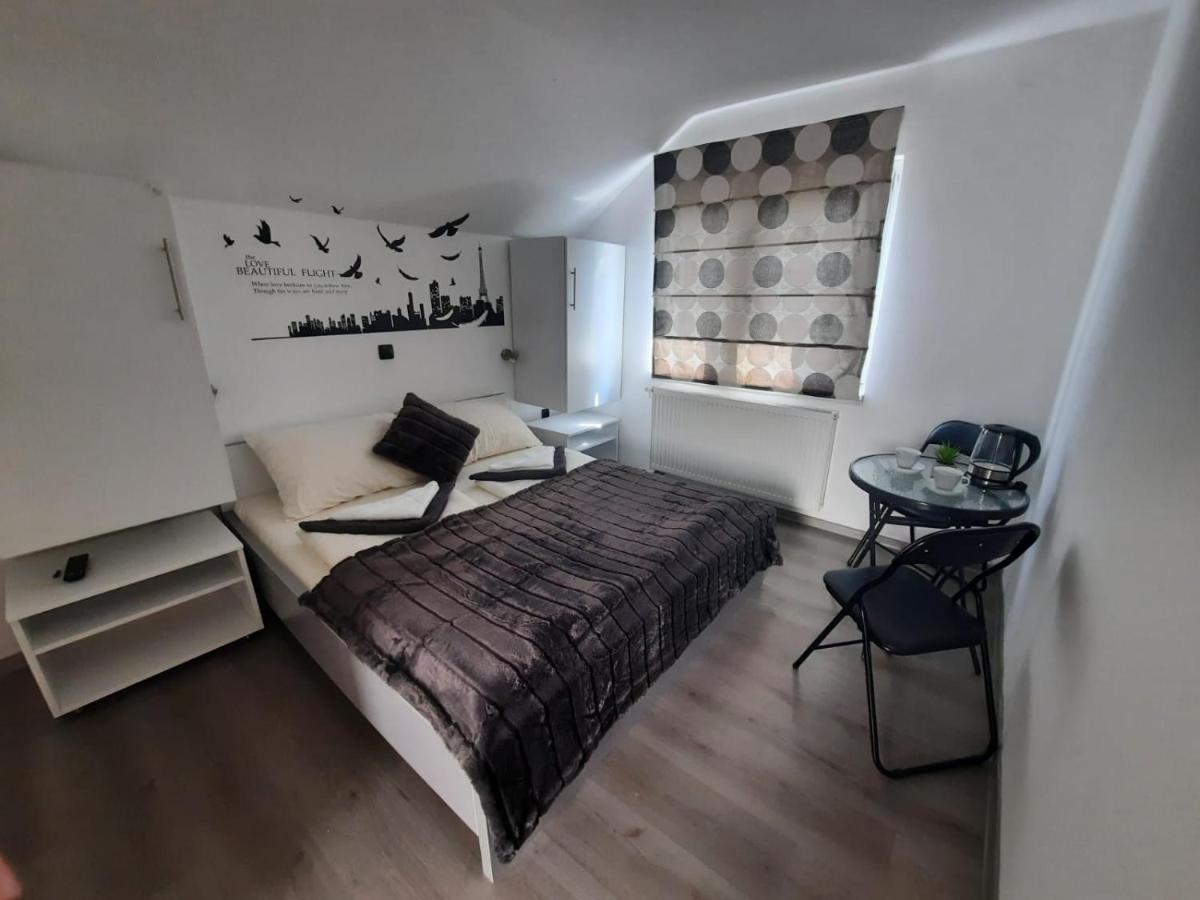 Filip Otel Korenica Dış mekan fotoğraf