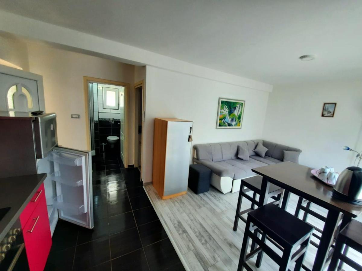 Filip Otel Korenica Dış mekan fotoğraf